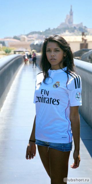 79921_girl-1-rm-the-bridge.jpg